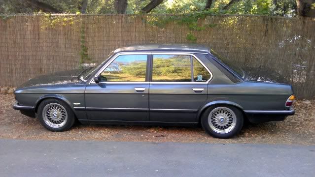 E28